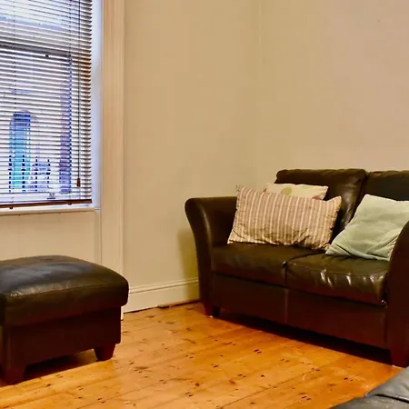 Ferienhaus Newly Renovated 2 Bedroom Georgian House In Fairview *