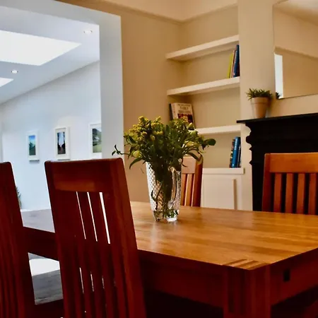 Ferienhaus Newly Renovated 2 Bedroom Georgian House In Fairview